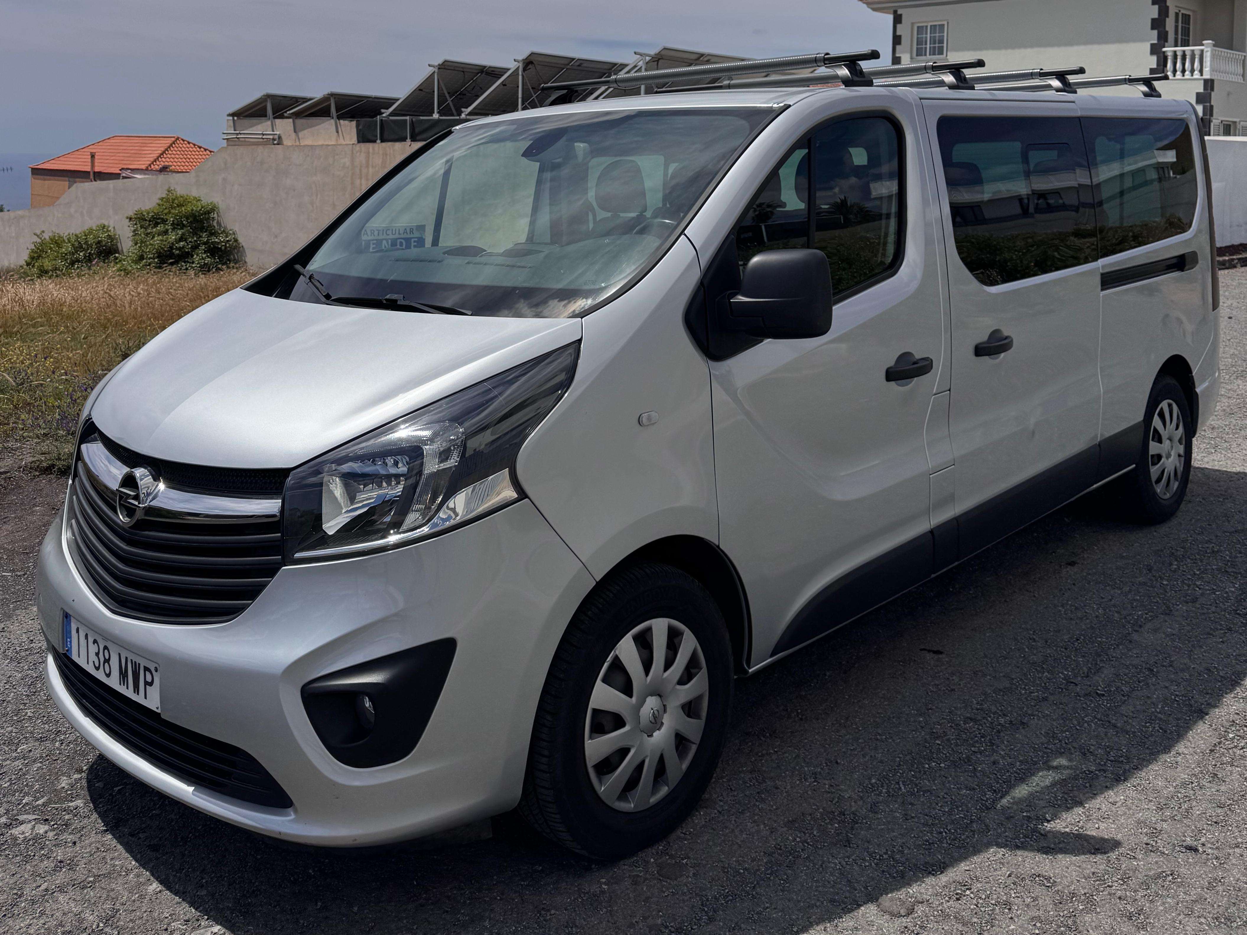 Opel Vivaro 9 plazas modelo L2H1 XL (Tenerife) - foto 1