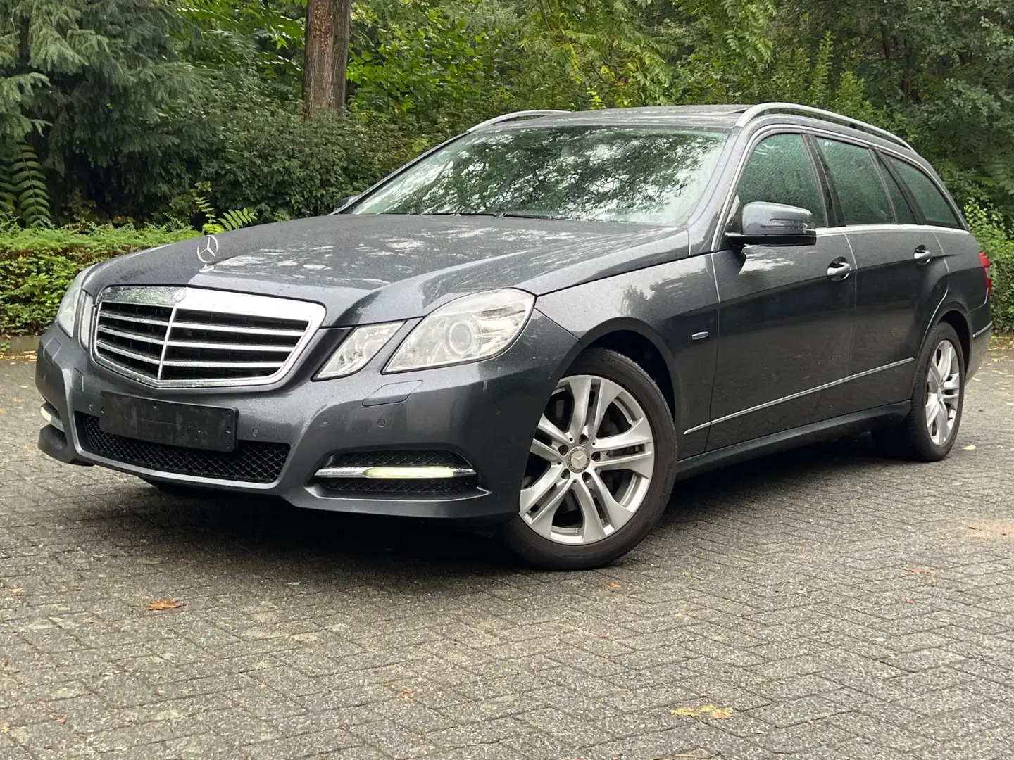 Mercedes-Benz E 350 T-Modell E 350 CDI 4Matic|GLASDACH|NAVI|BI-XENON Gris - 2
