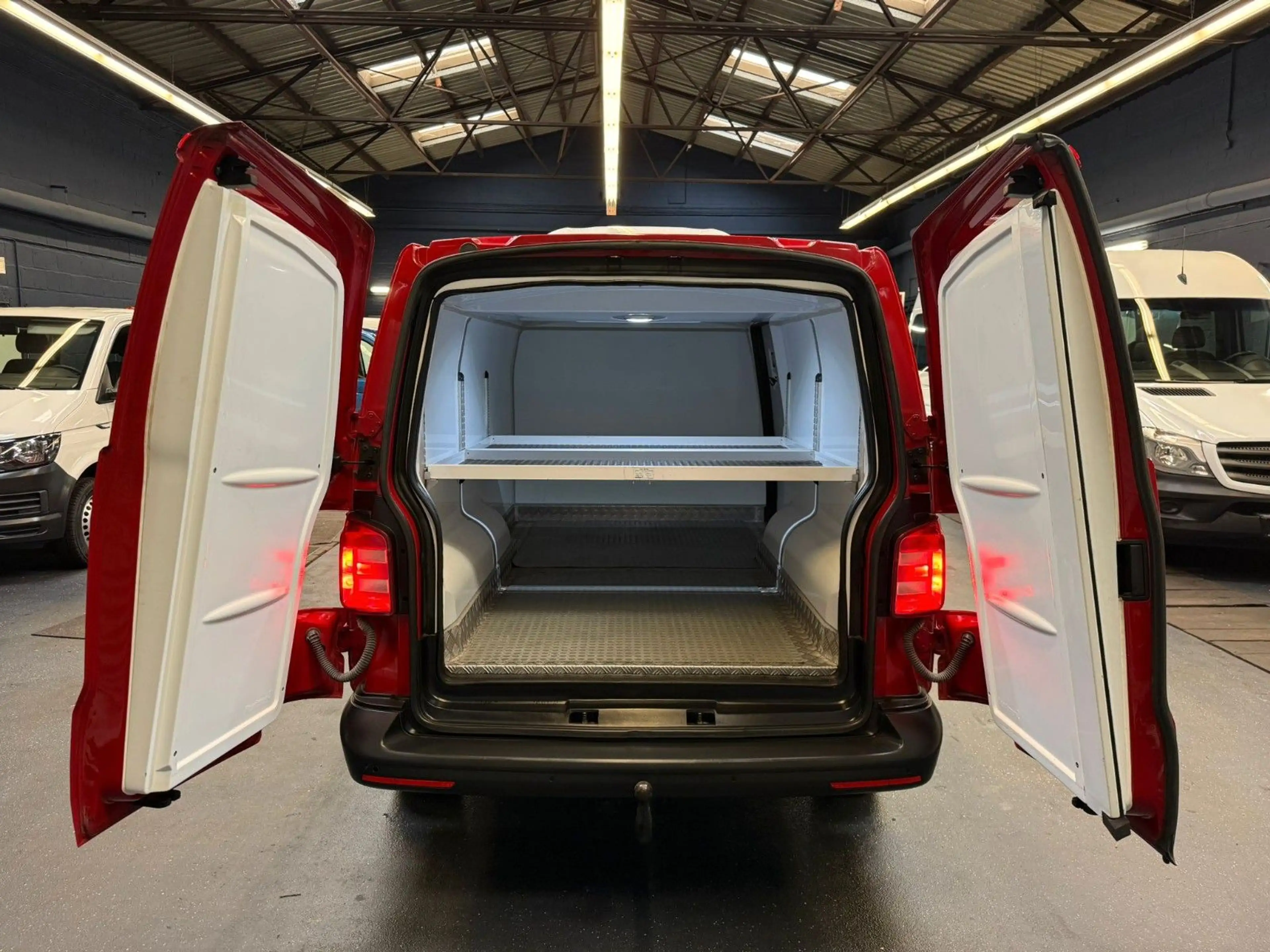 Volkswagen T6 Transporter T6 Kühlkastenwagen Kerstner Lang DSG ACC LED AHK — photo 15
