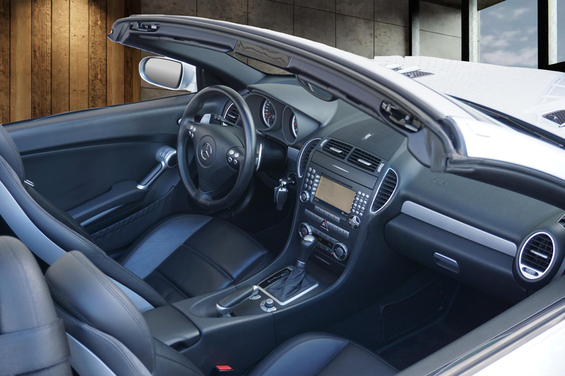 Mercedes-Benz SLK 55 AMG | — photo 8