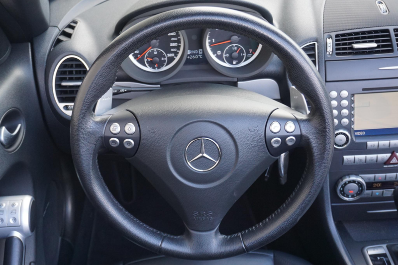 Mercedes-Benz SLK 55 AMG | — photo 13