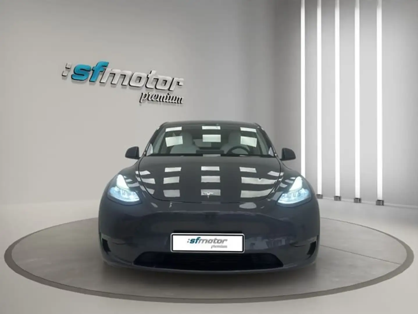 Tesla Model Y Gran Autonomía 4WD Argent - 2