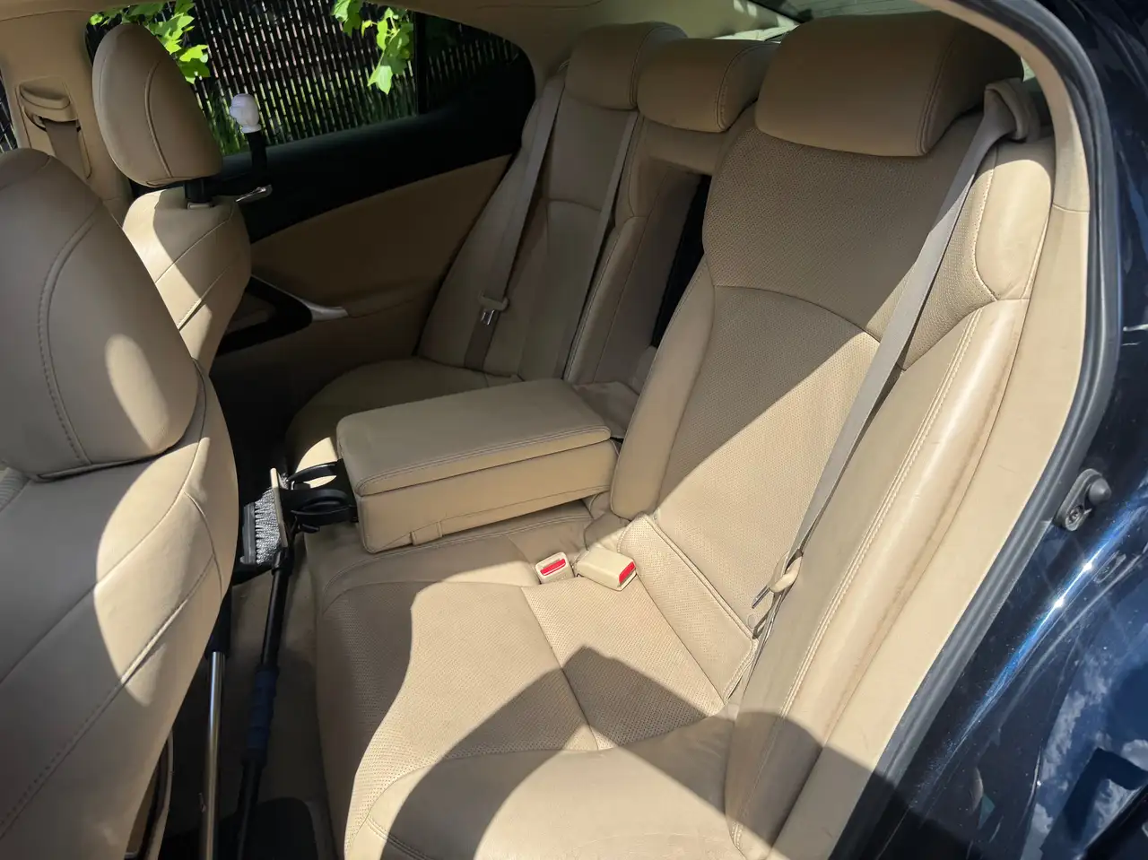 Lexus IS photo Lexus IS