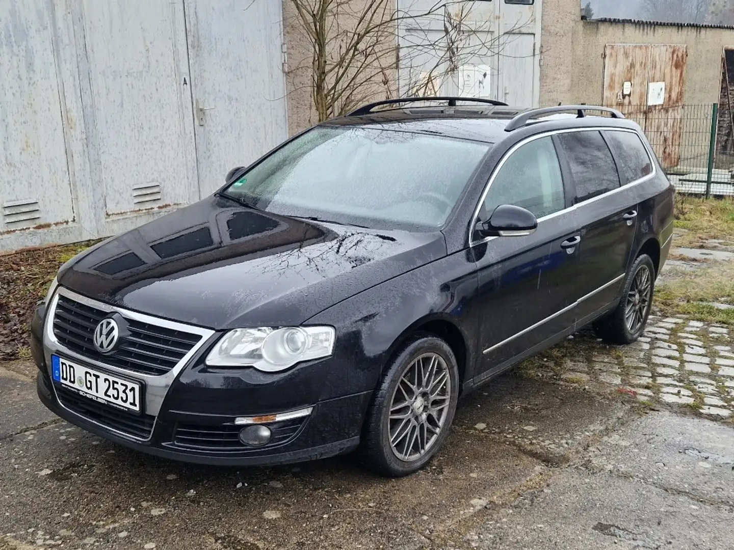 Volkswagen Passat Variant 2.0 TDI 4Motion Individual Chrom dunkel Schwarz - 1