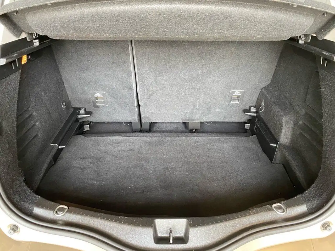 Renault Scenic — photo 9 sur 28