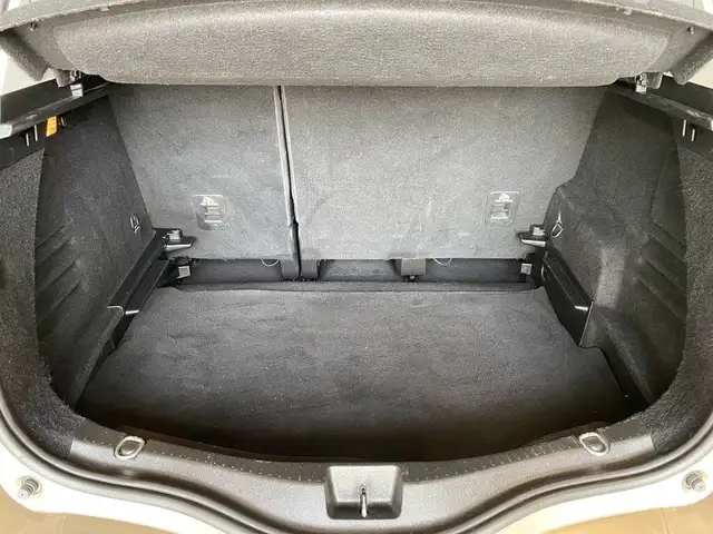 Renault Scenic view 9
