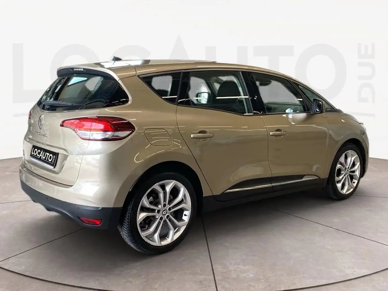 Renault Scenic — photo 28 sur 28