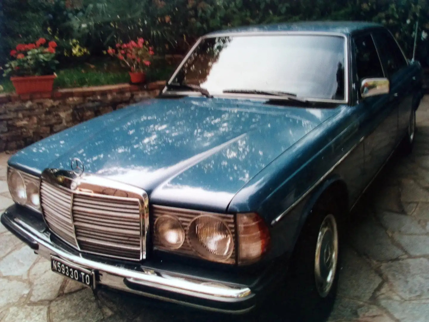 Mercedes-Benz 200 200d Blu/Azzurro - 1