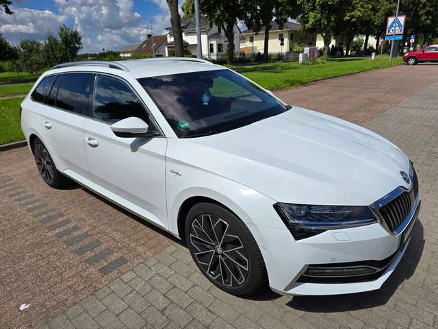 Skoda Superb Superb Combi 1.5 TSI DSGL