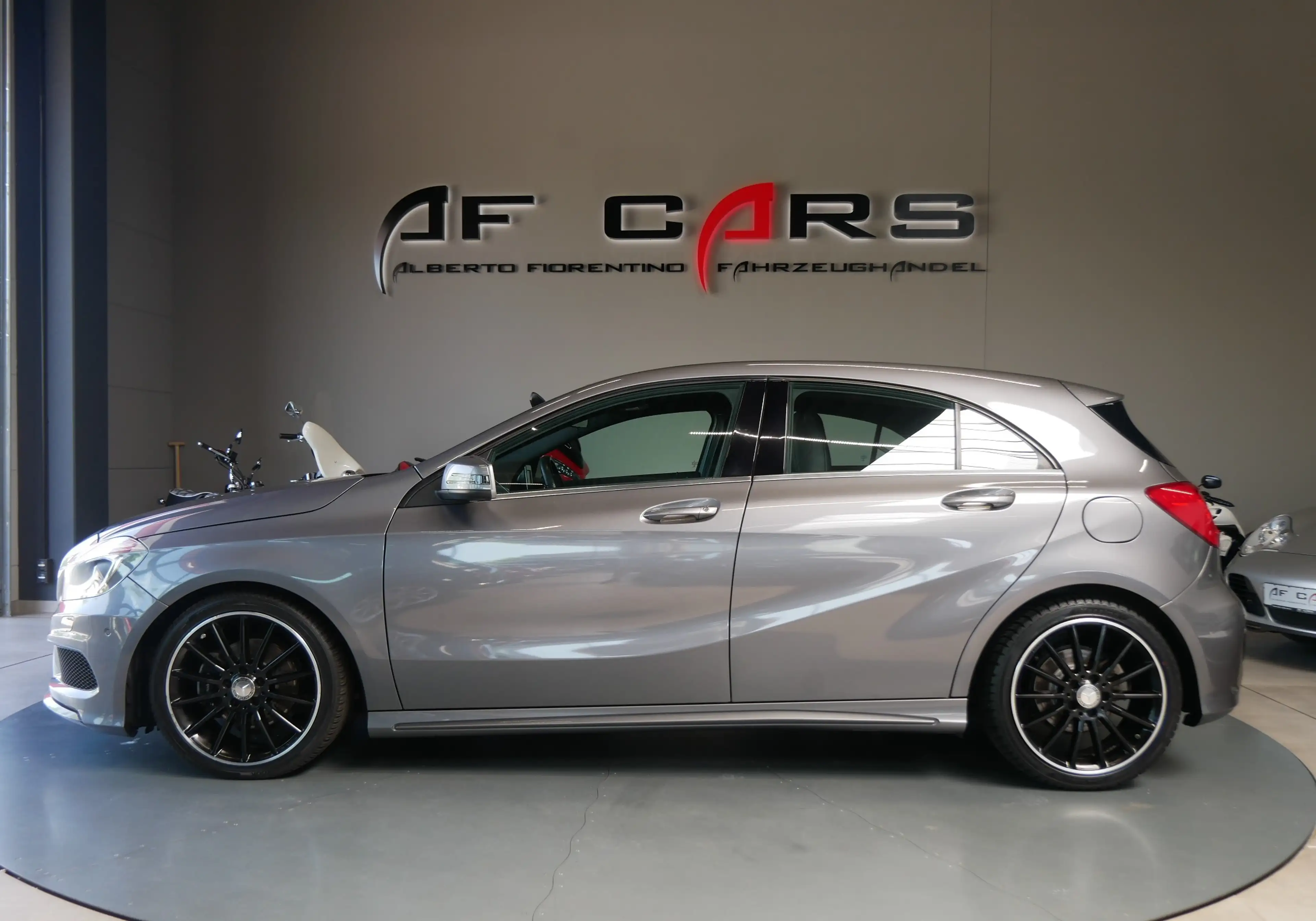 Mercedes-Benz A 200 CDI AMG Style Pano 18 — photo 4