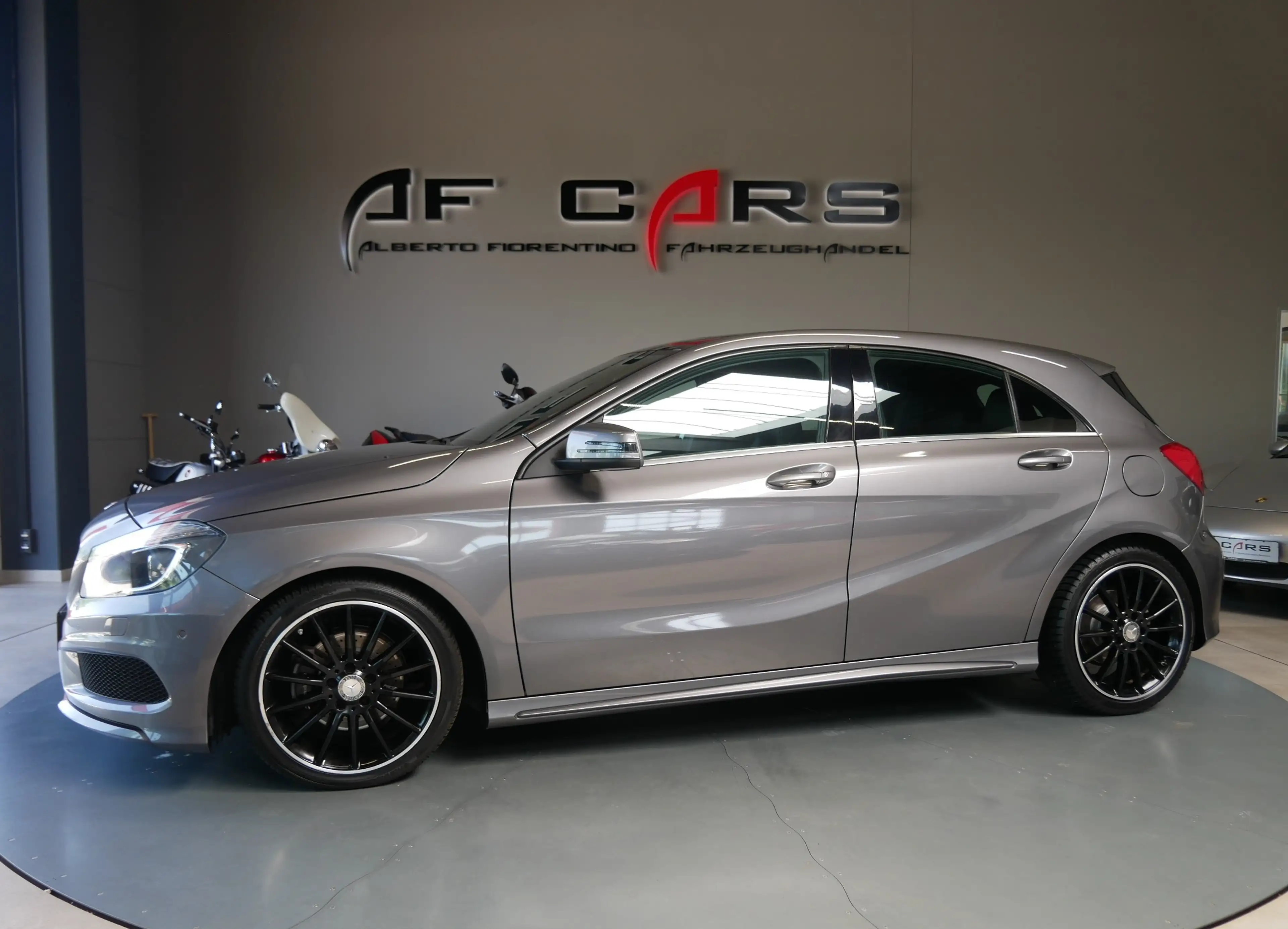 Mercedes-Benz A 200 CDI AMG Style Pano 18 — photo 3