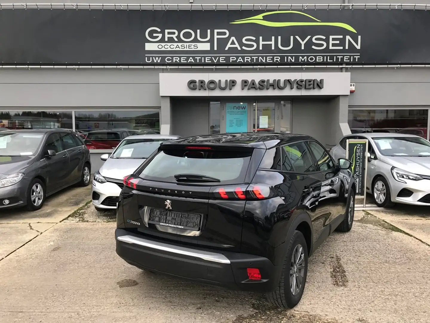 Peugeot 2008 Electrique Allure Pack 100KW Automaat Noir - 2