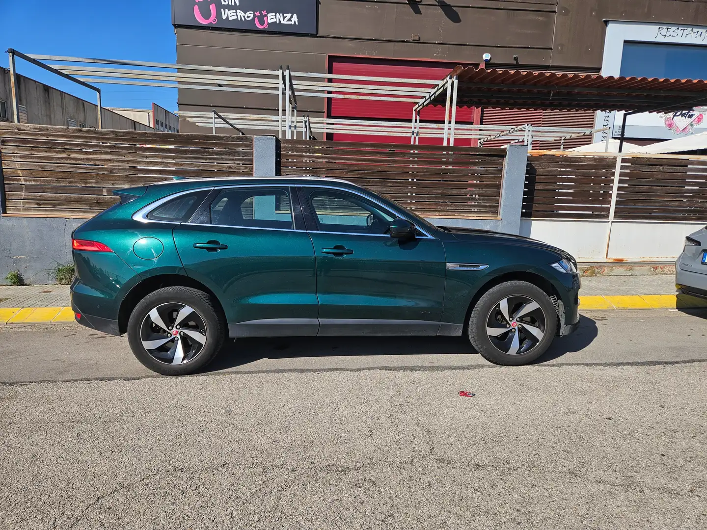 Jaguar F-Pace F-Pace 3.0TDV6 S Aut. AWD S Verde - 1