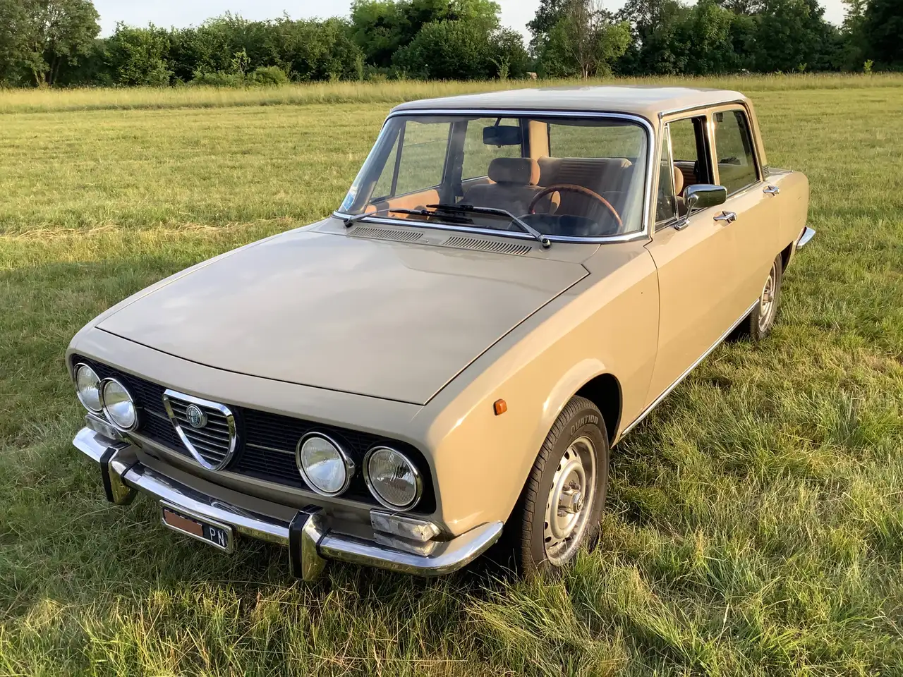 Alfa Romeo 2000 105.12, foto 2