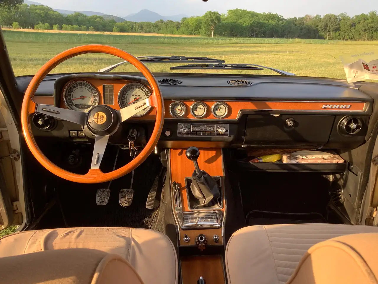 Alfa Romeo 2000 105.12, foto 7