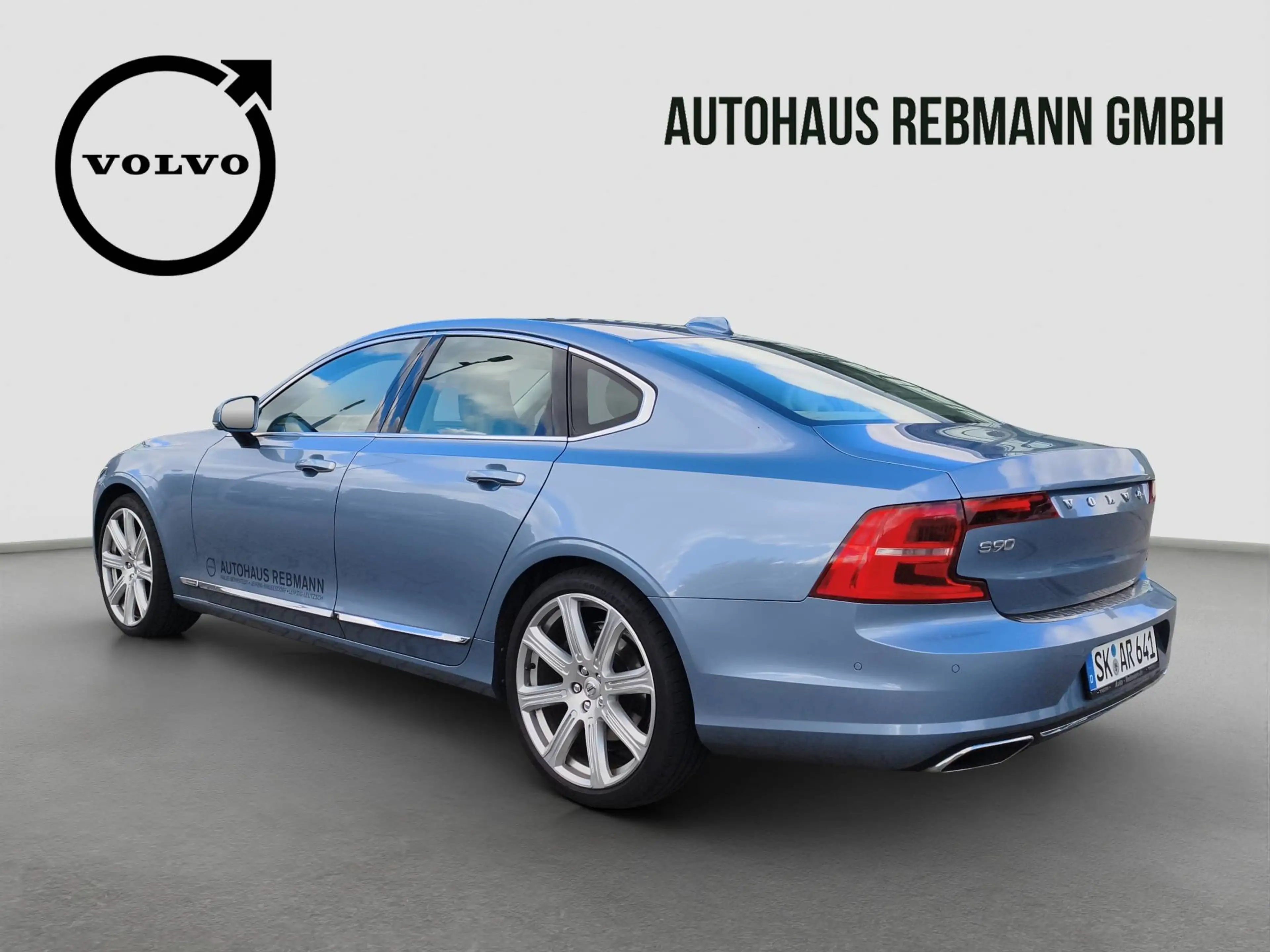 Volvo S90 Inscription AWD — photo 4