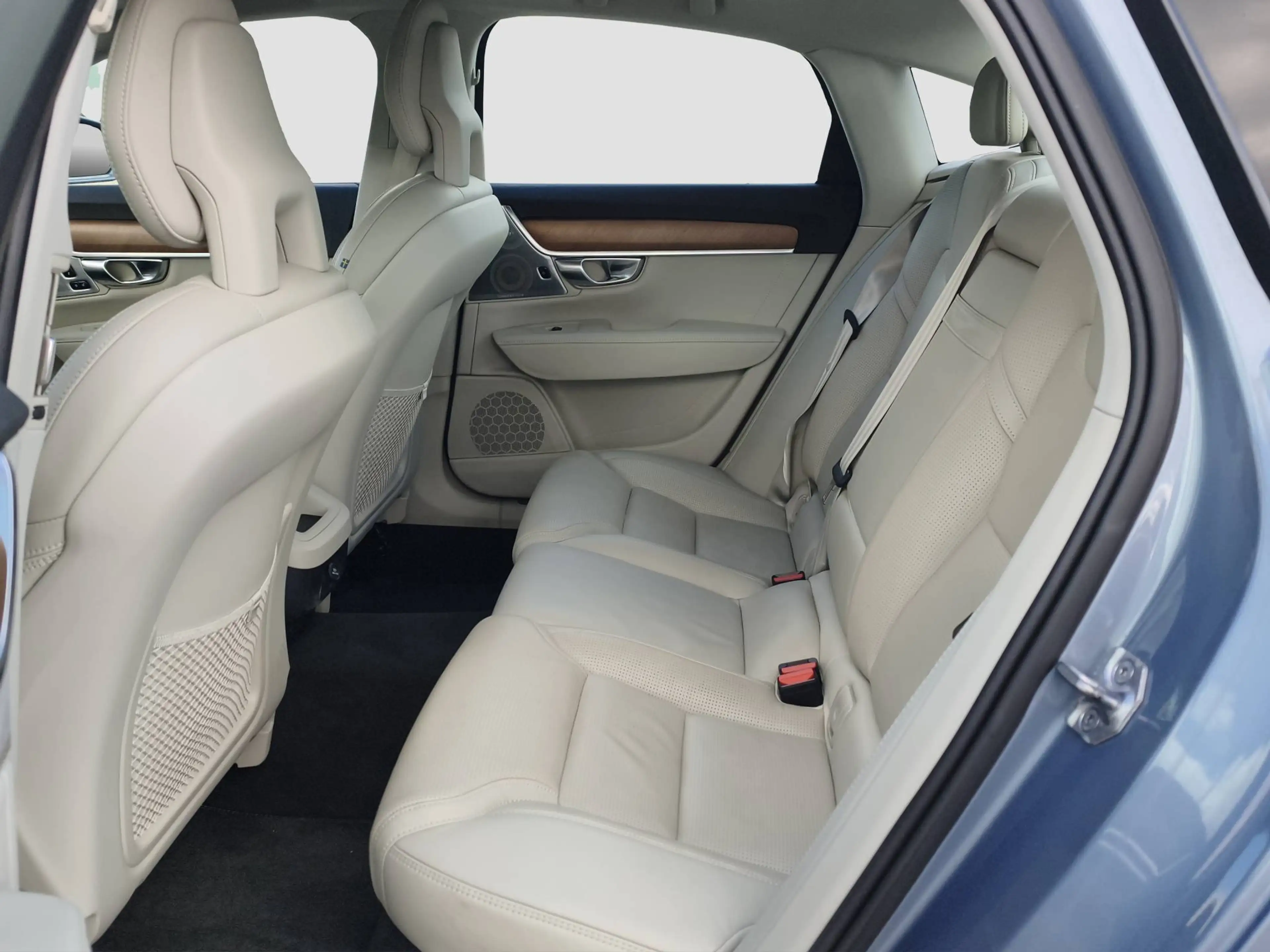 Volvo S90 Inscription AWD — photo 14