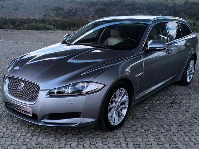 Imagine Jaguar XF XF 2.2 Diesel Sportbrake
