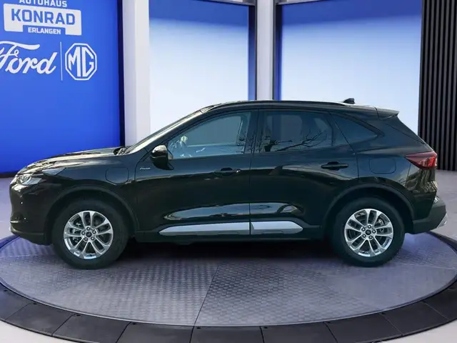 Ford Kuga view 3