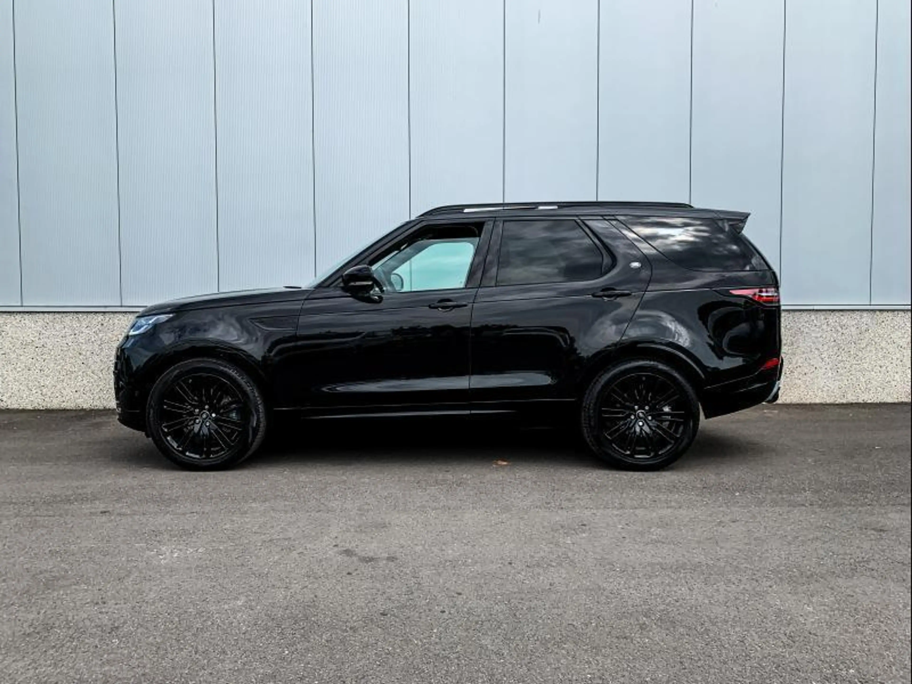 Land Rover Discovery Landmark Edition 250D — photo 4