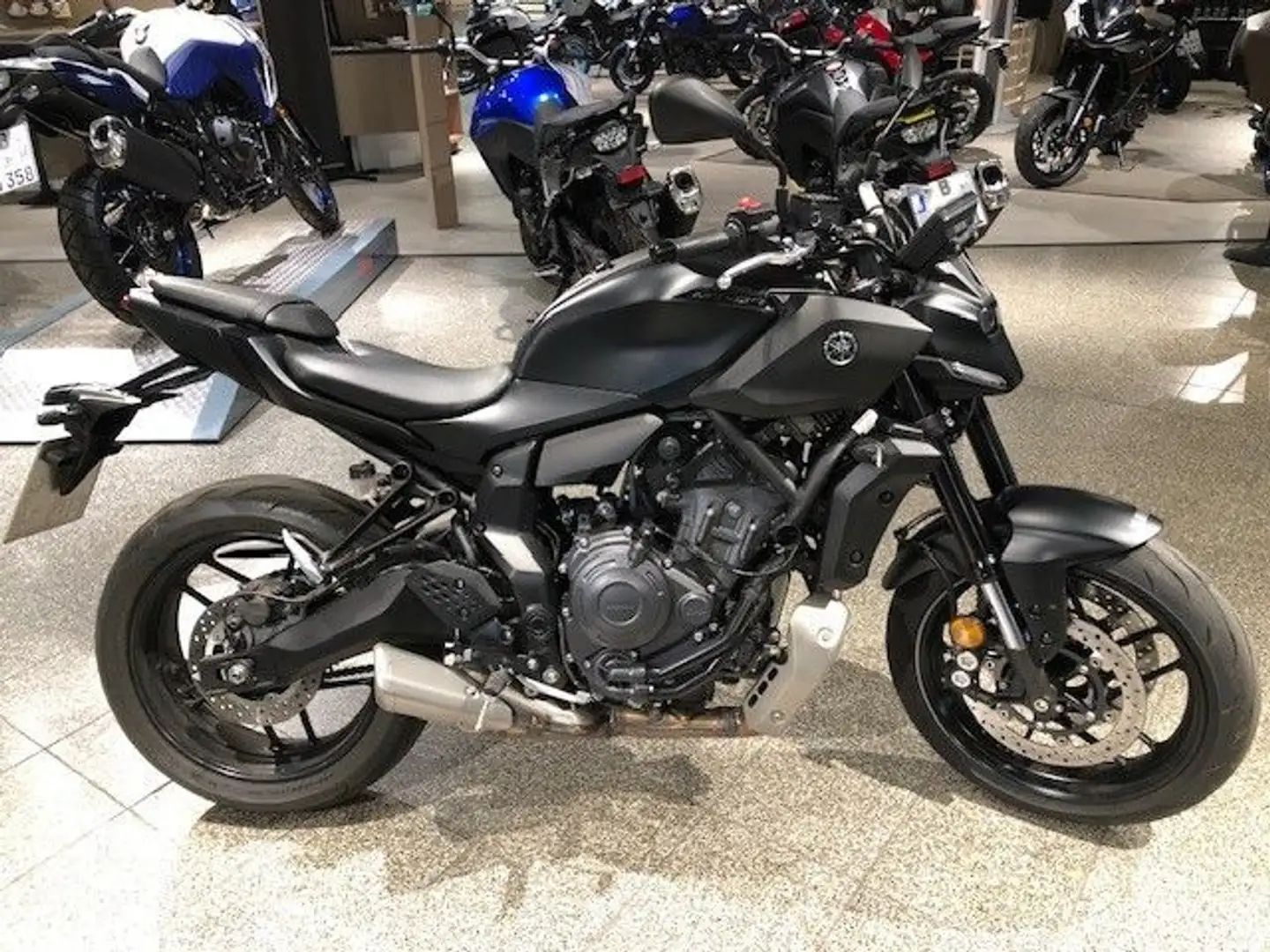 Yamaha MT-07 35 kw Ehem.NP: 8.530,- Zwart - 1
