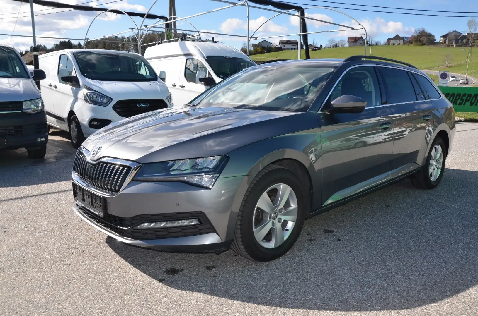 Skoda Superb Superb Kombi 2,0TDI DSG LED VIRTUAL NAVI SHZ 1.Bes Gris - 2