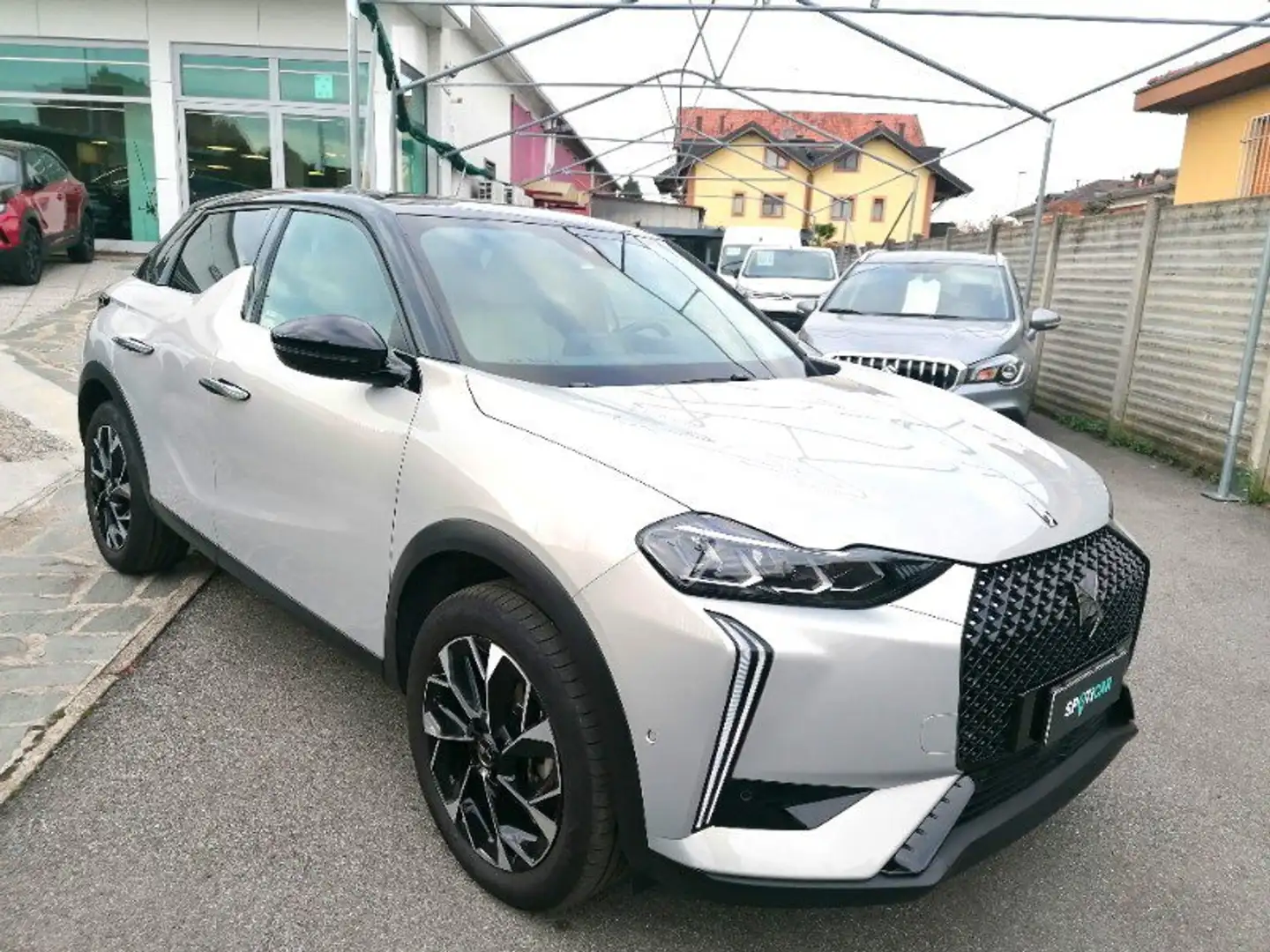 DS Automobiles DS 3 Crossback DS 3 PureTech 130 aut. Rivoli Beige - 1