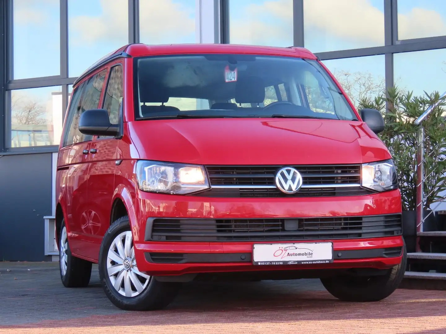 Volkswagen T6 California T6 2.0 TDI California Beach DSG Rouge - 1
