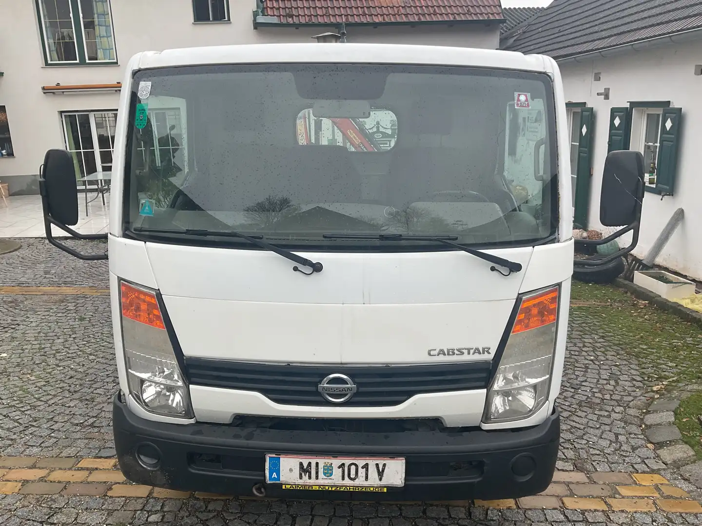 Nissan Cabstar F24 - 2