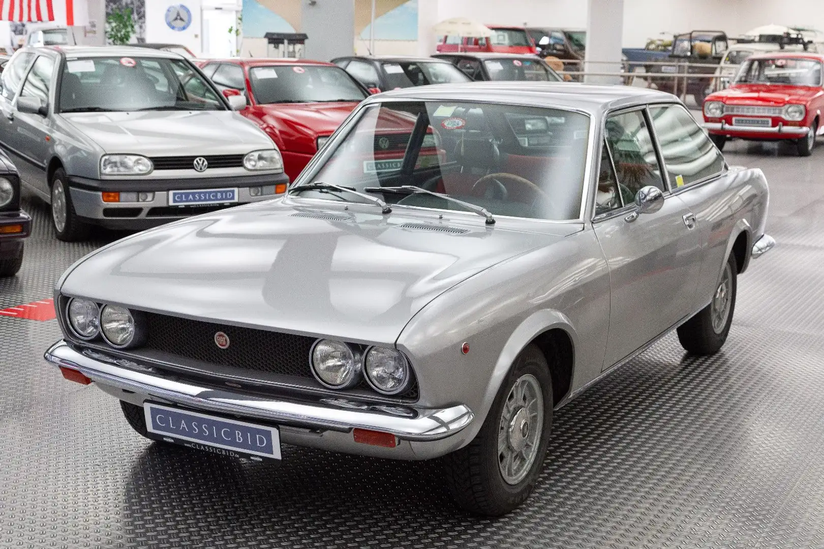 Fiat 124 Sport Coupé 1400 Argintiu - 1