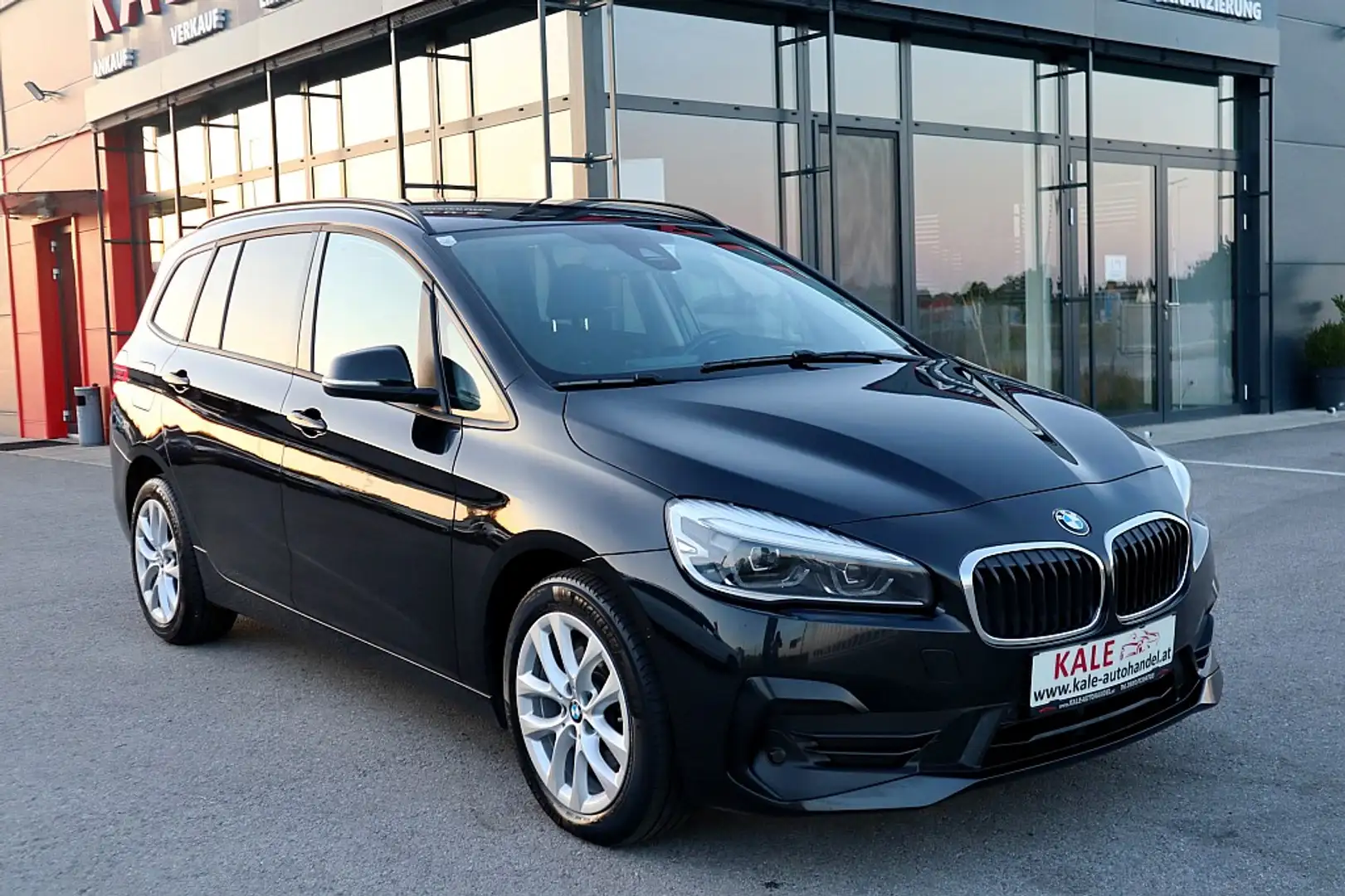 BMW 218 d Gran Tourer Aut.*1.Besitz*LED*Navigation* Noir - 2