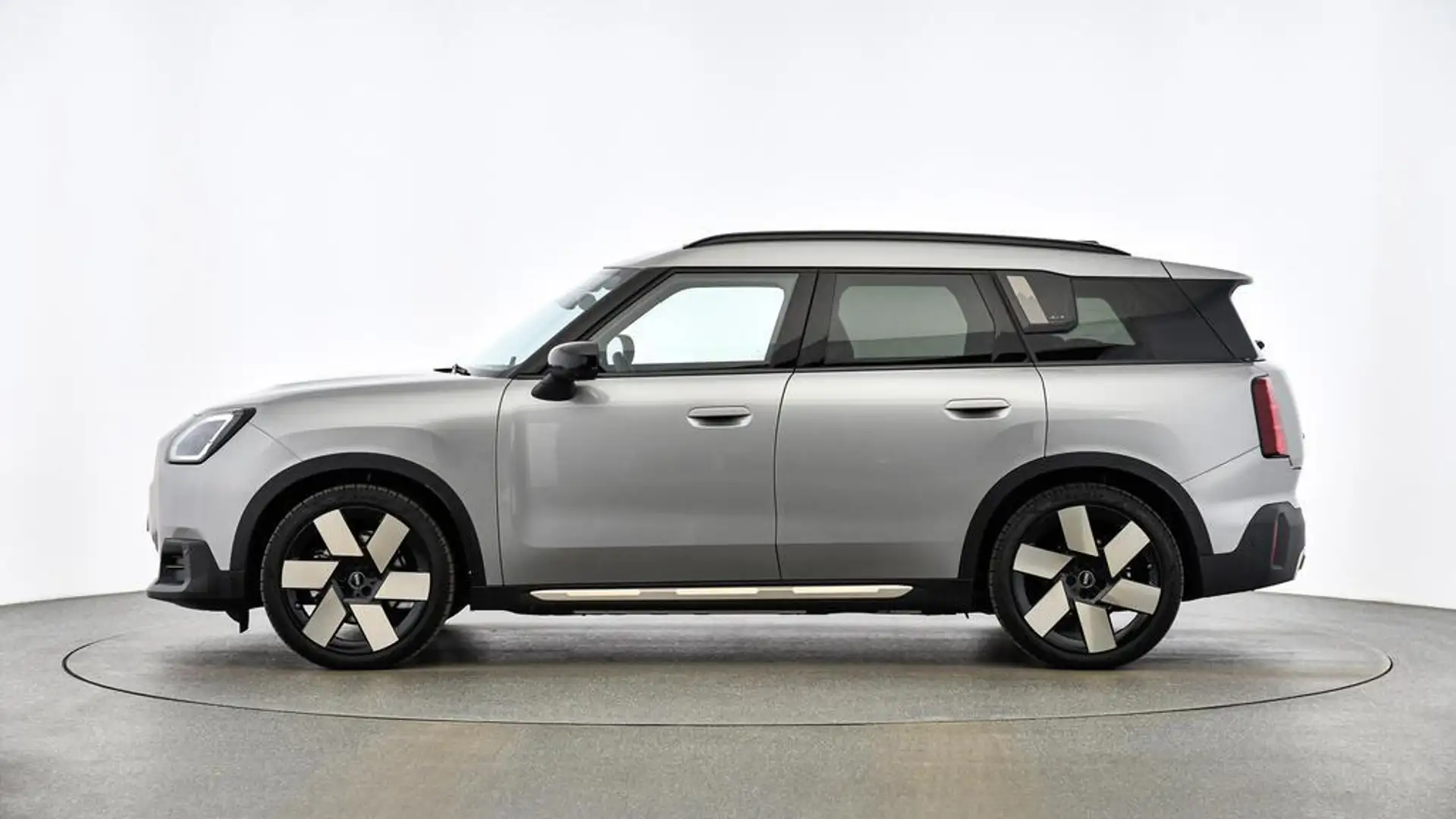 MINI Countryman SE All4 Favoured Trim Gris - 2