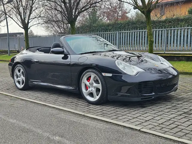 Porsche 996 Carrera 4S Cabriolet