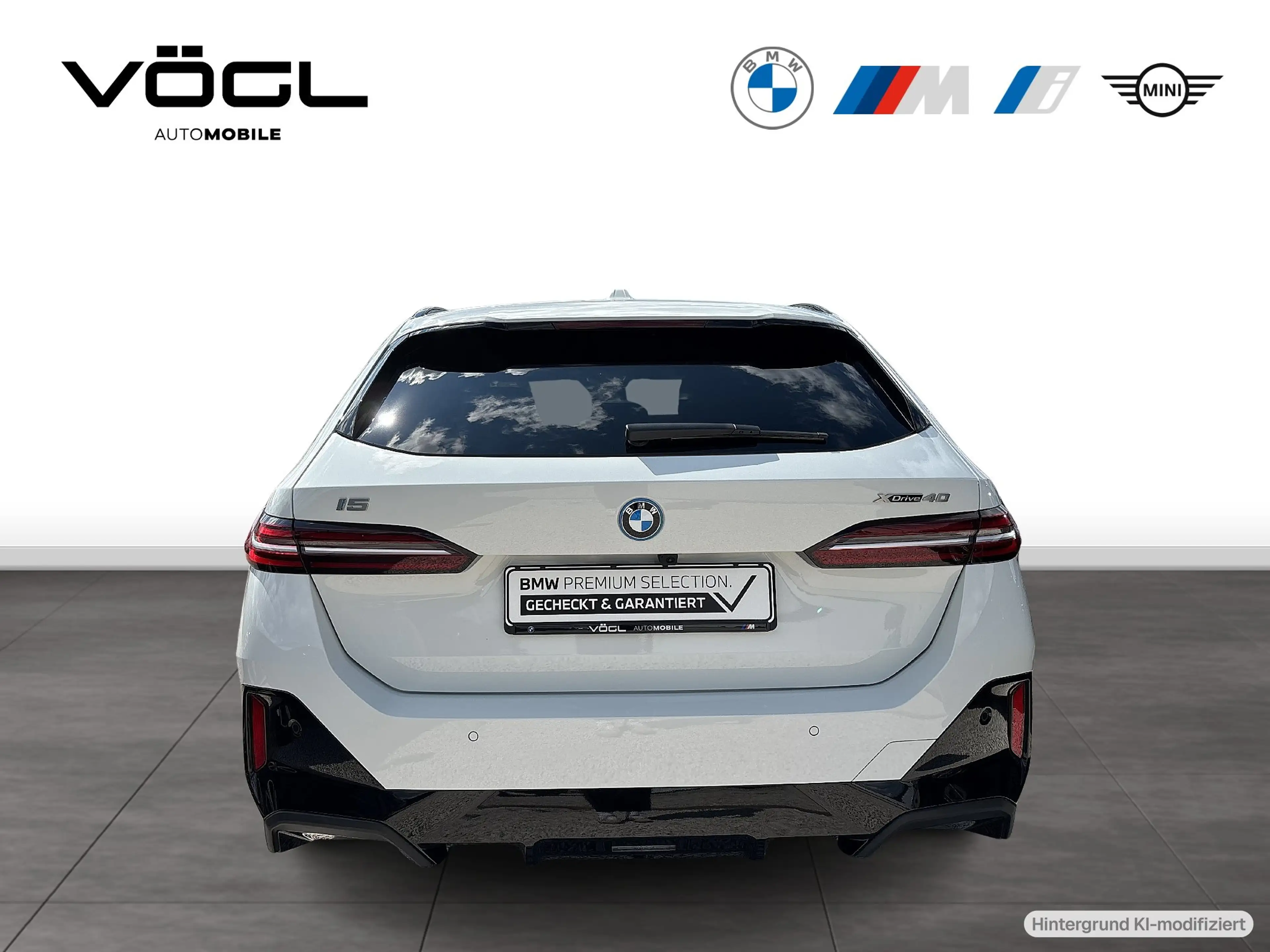 BMW i5 xDrive40 Touring Panoramadach Harman/Kardon AHK — photo 3