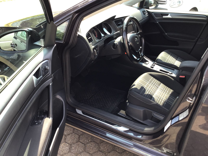 Volkswagen Golf VII Lim. Lounge BMT, Automatik — photo 15
