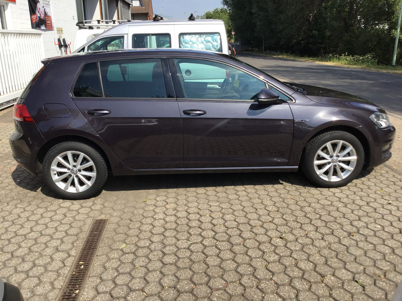 Volkswagen Golf VII Lim. Lounge BMT, Automatik — photo 8