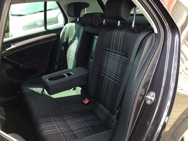 Volkswagen Golf VII Lim. Lounge BMT, Automatik — photo 13