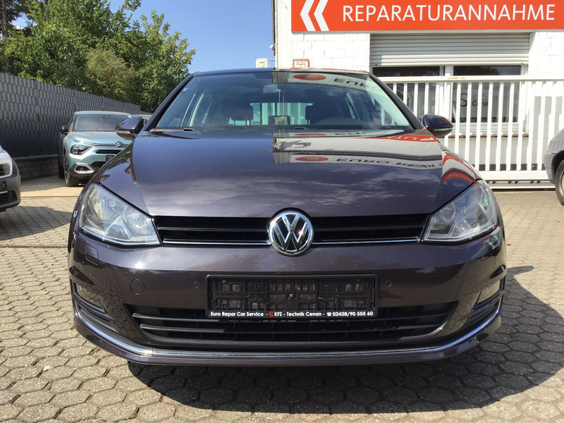 Volkswagen Golf VII Lim. Lounge BMT, Automatik — photo 3