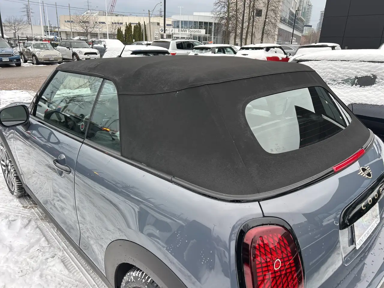 MINI Convertible снимка MINI Convertible