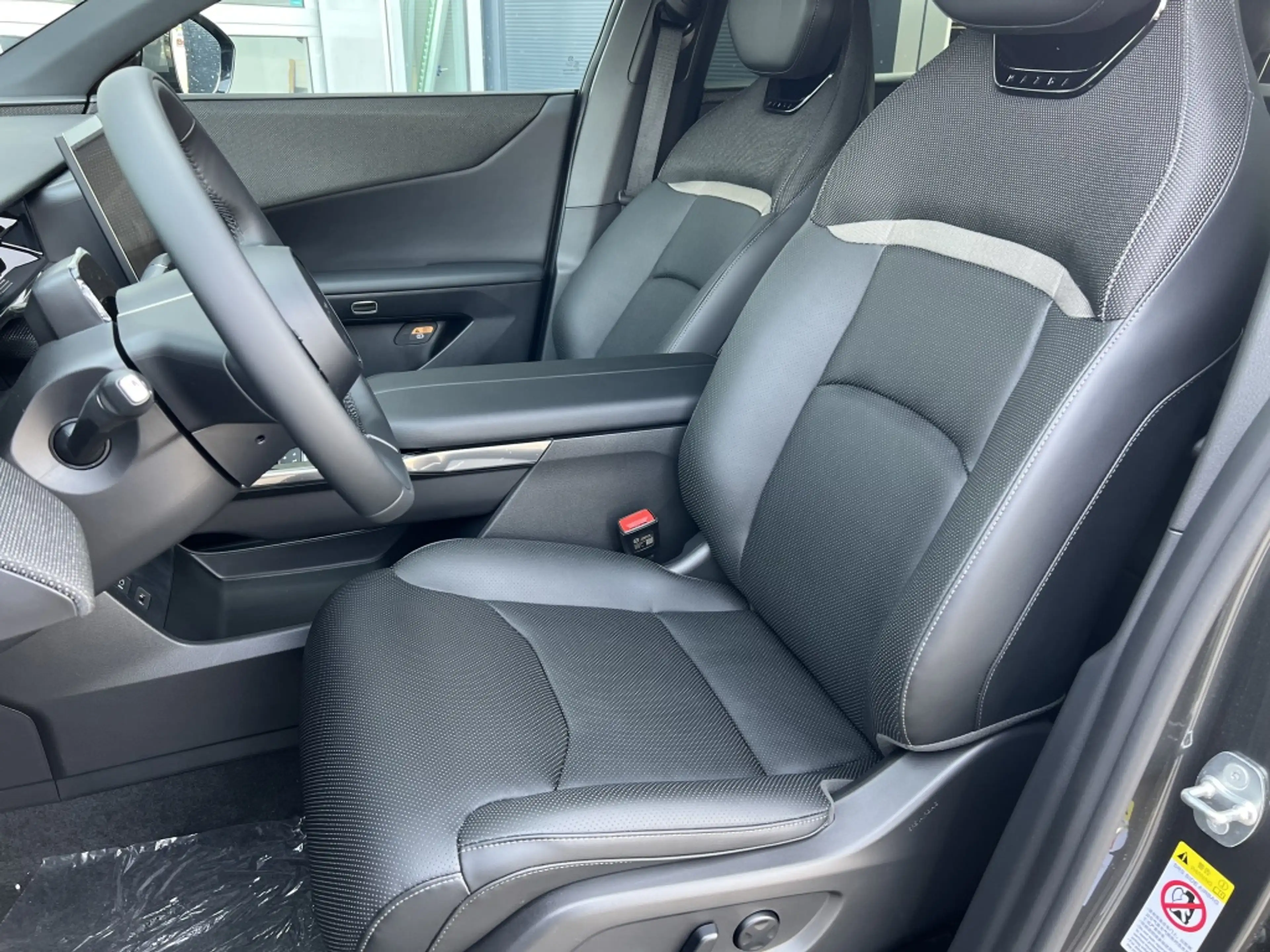 Mazda CX-6e Takumi Bns Ed 78 kWh — photo 13