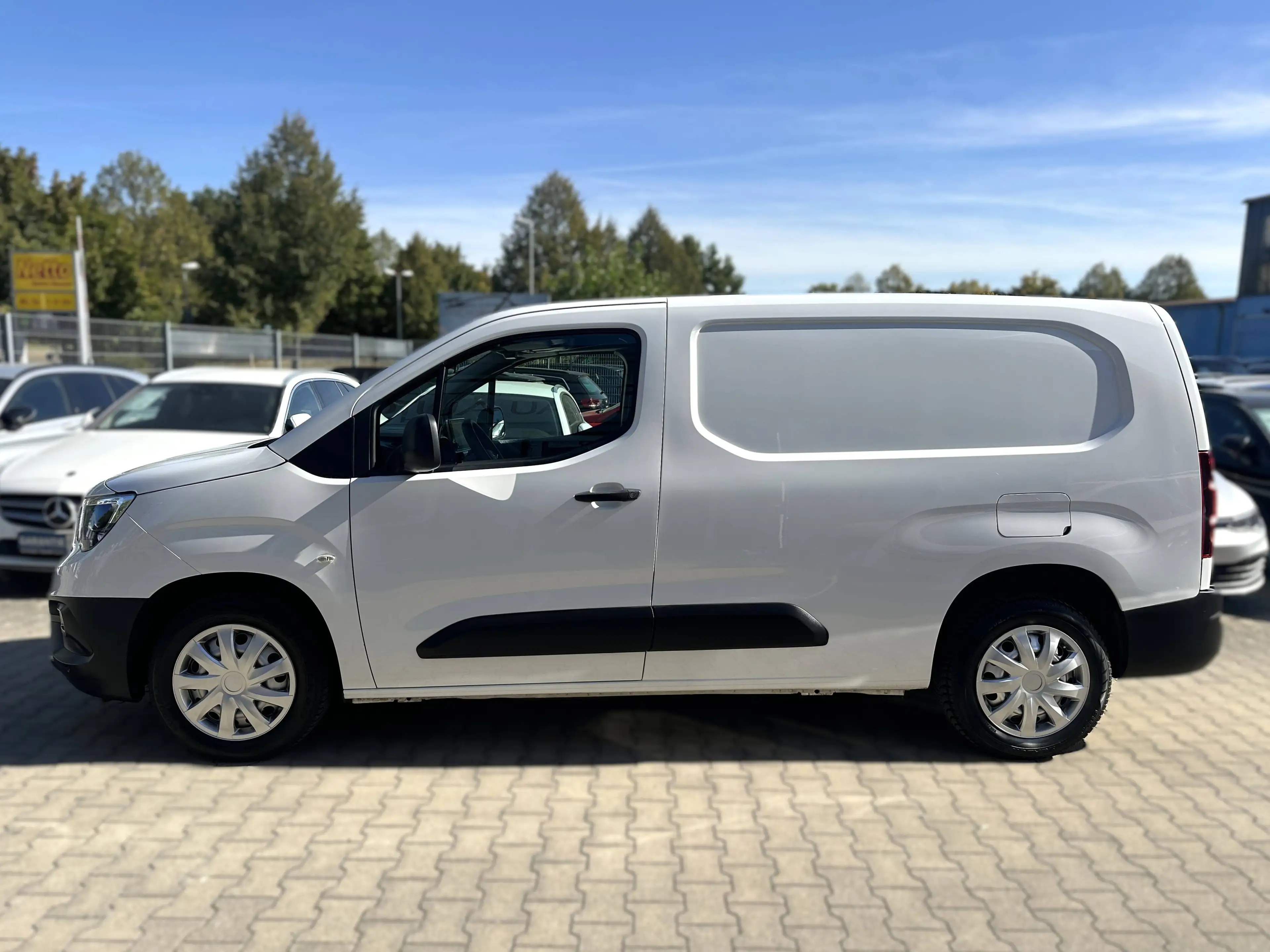 Opel Combo XL-L2*3-Sitze*SORTIMO-Regal*Kamera*Klima*erhöhte Nutzlast — photo 2