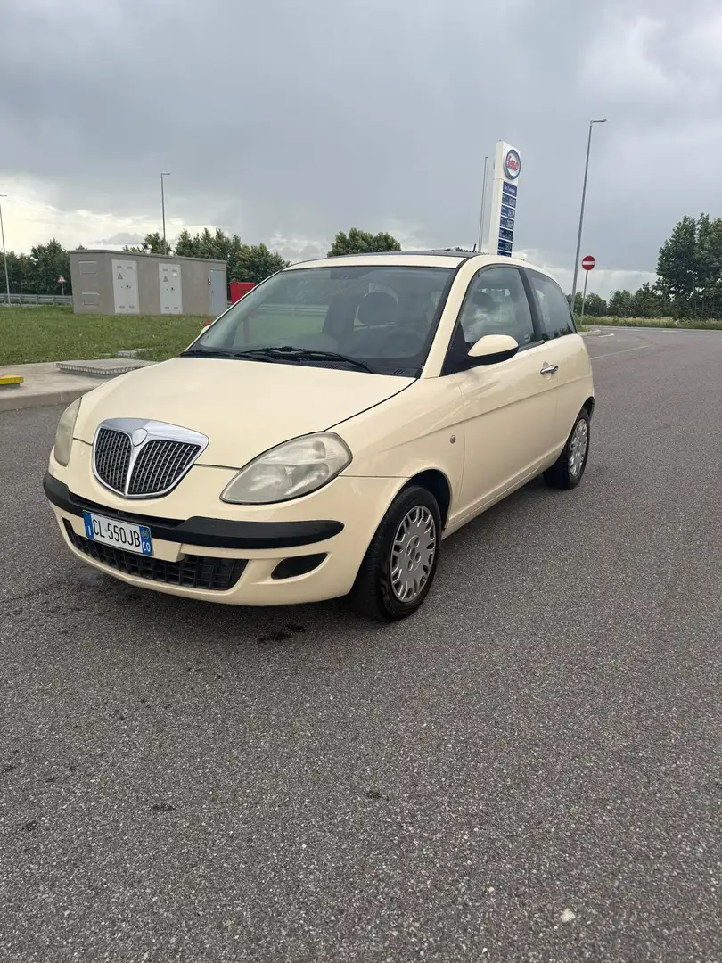 Lancia Ypsilon Ypsilon II 2003 1.3 mjt Jaune - 1