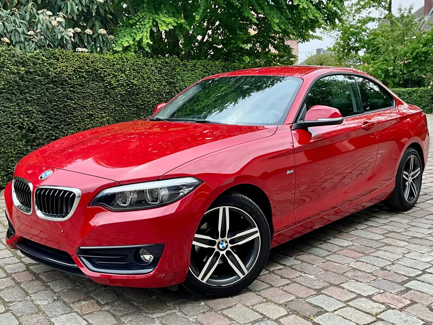BMW 218 Coupé 218i Automaat Sport  ### Rouge - 1