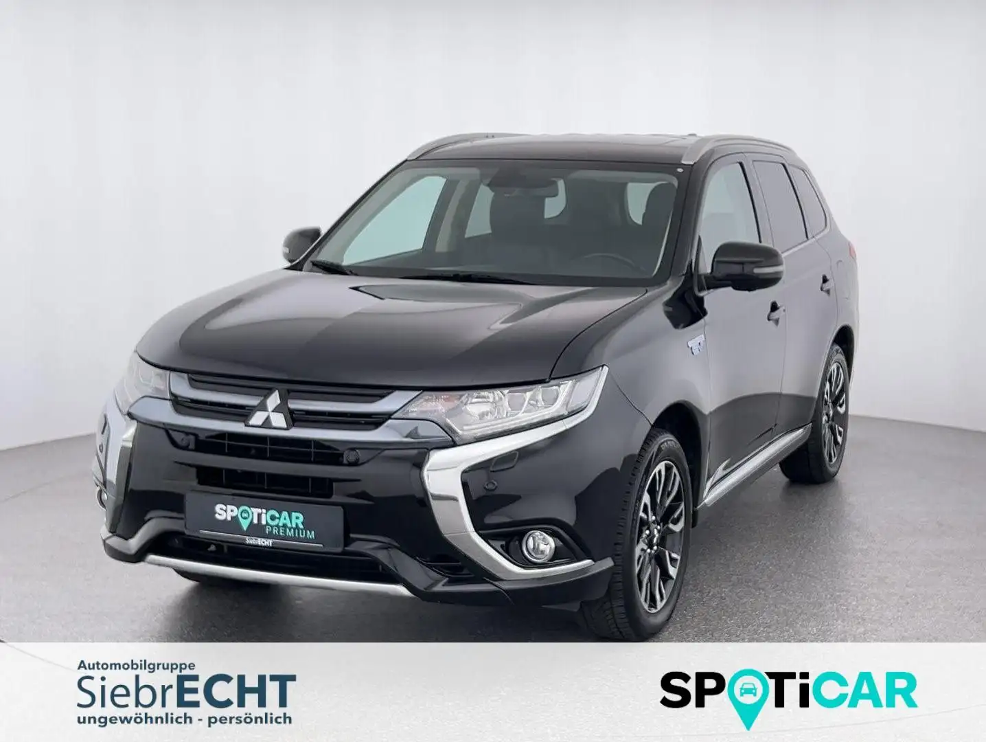 Mitsubishi Outlander PHEV Top 2.0*NAVI*SHZ*RFK*uvm Zwart - 1