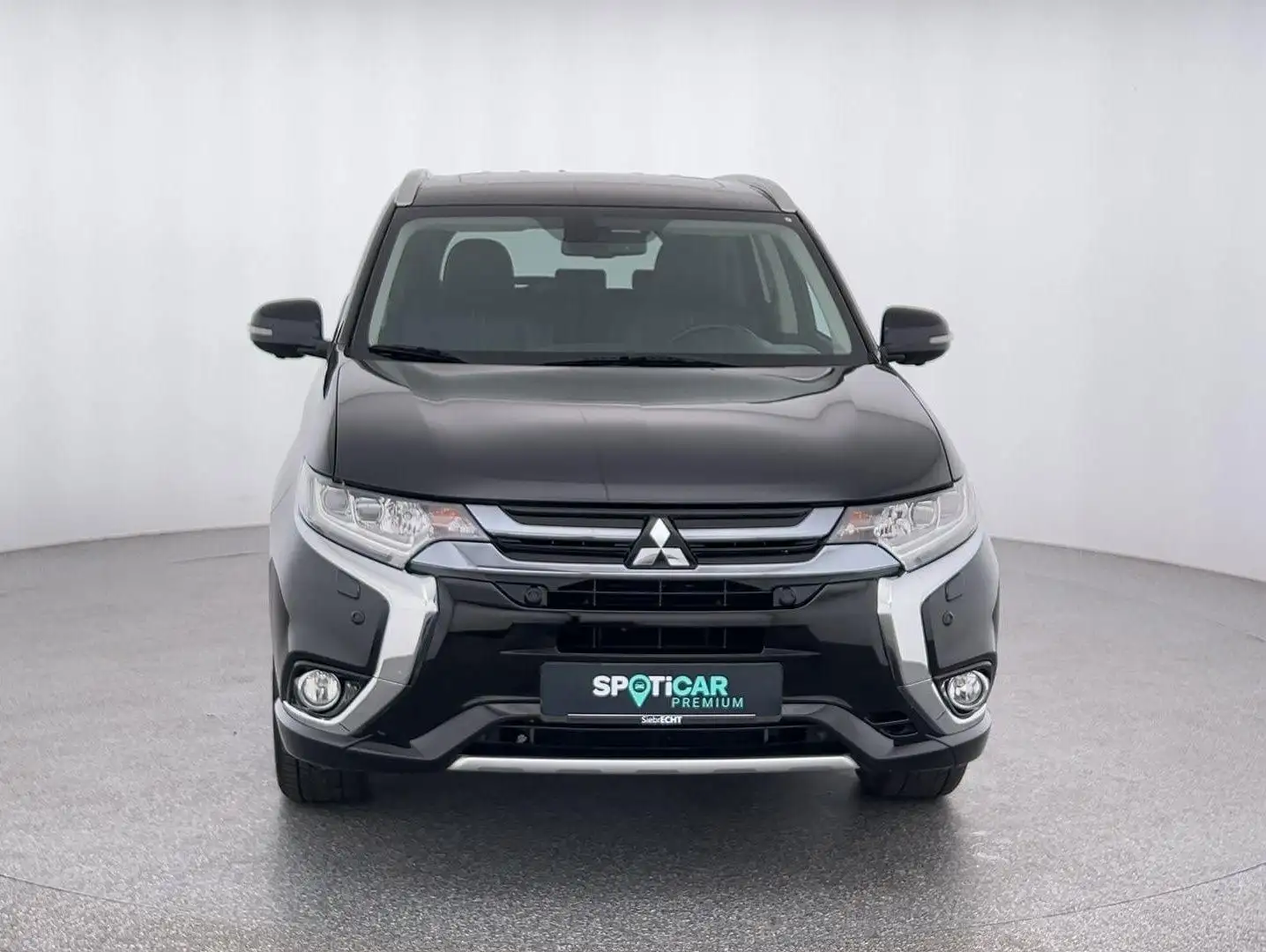 Mitsubishi Outlander PHEV Top 2.0*NAVI*SHZ*RFK*uvm Zwart - 2