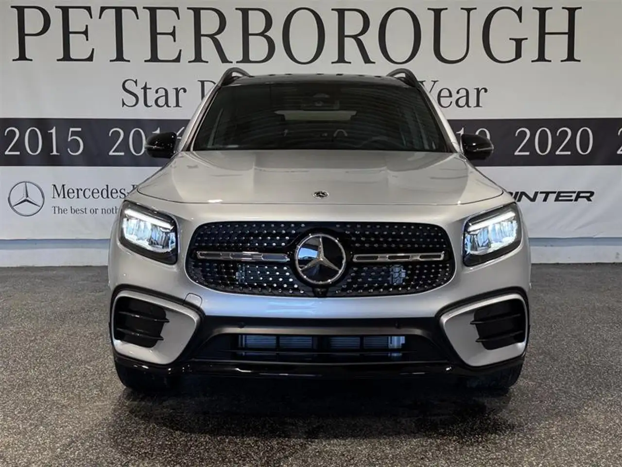 Mercedes-Benz GLB fotografie Mercedes-Benz GLB