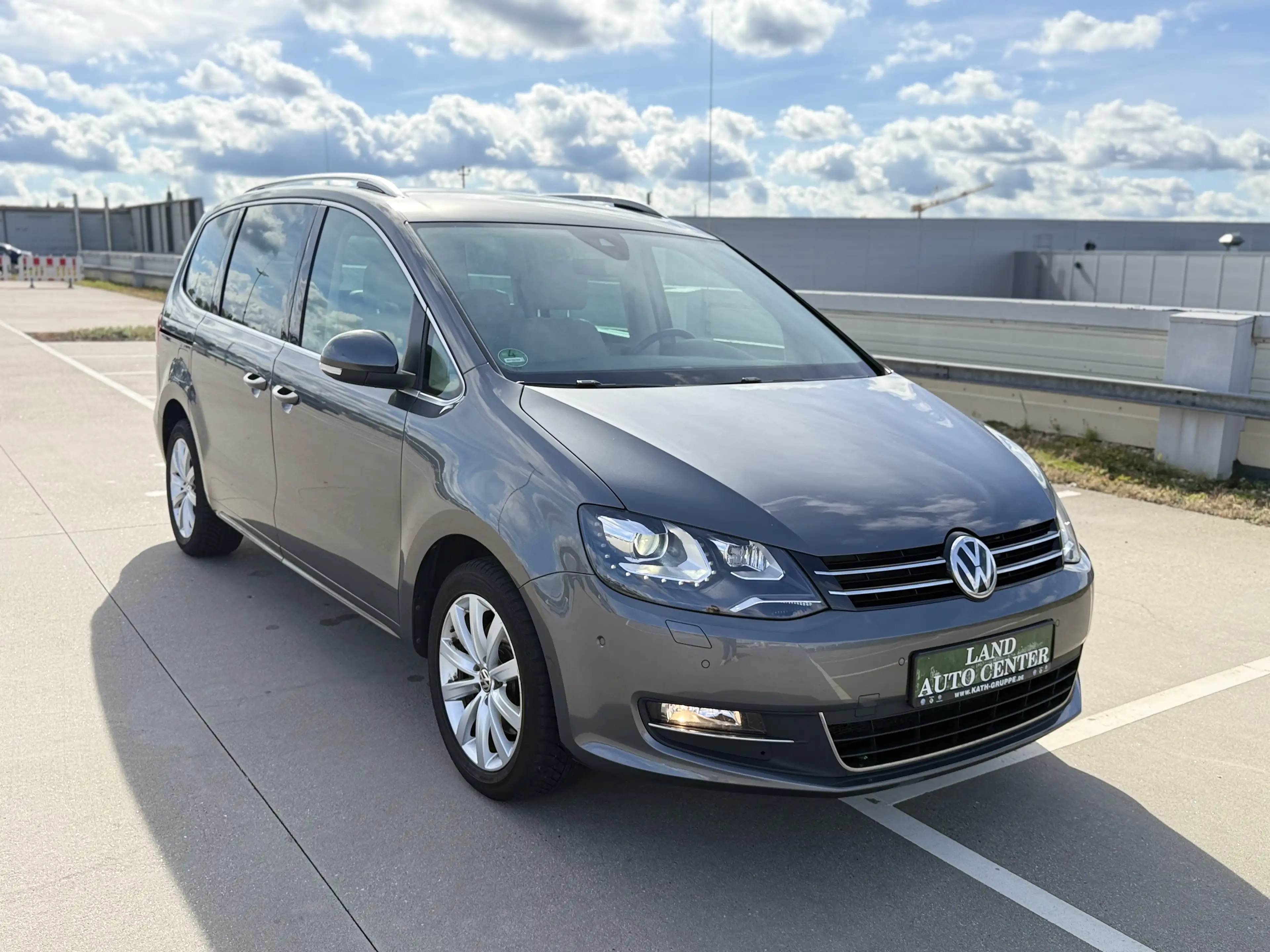 Volkswagen Sharan 2.0 TDI DSG*HL*7-SITZ*ACC*STANDHZG*CAM* — photo 10