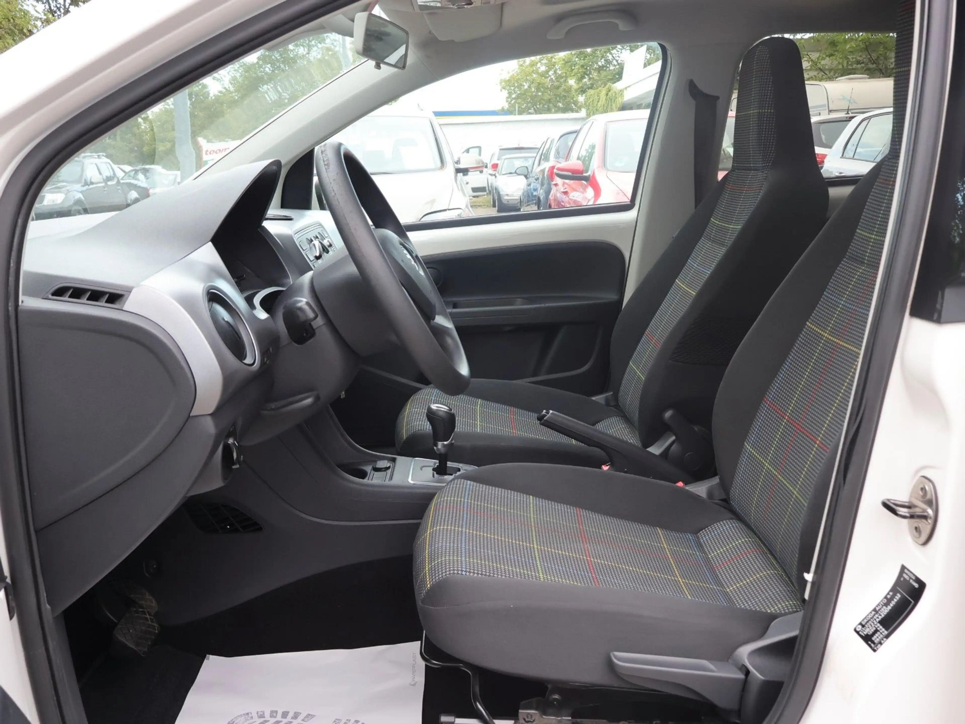 Skoda Citigo 1.0 Ambition Automatik TÜV-PANO-KLIMA-PDC — photo 14