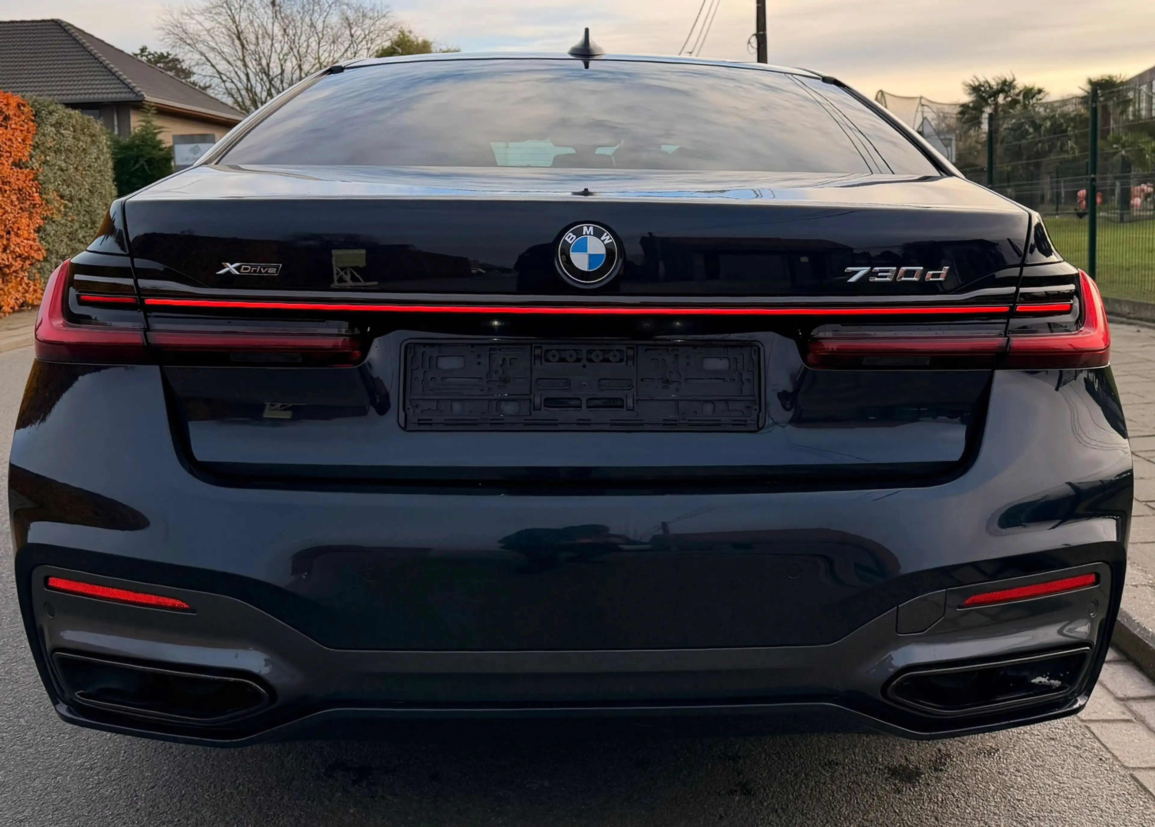 BMW 730 730d xDrive — photo 6