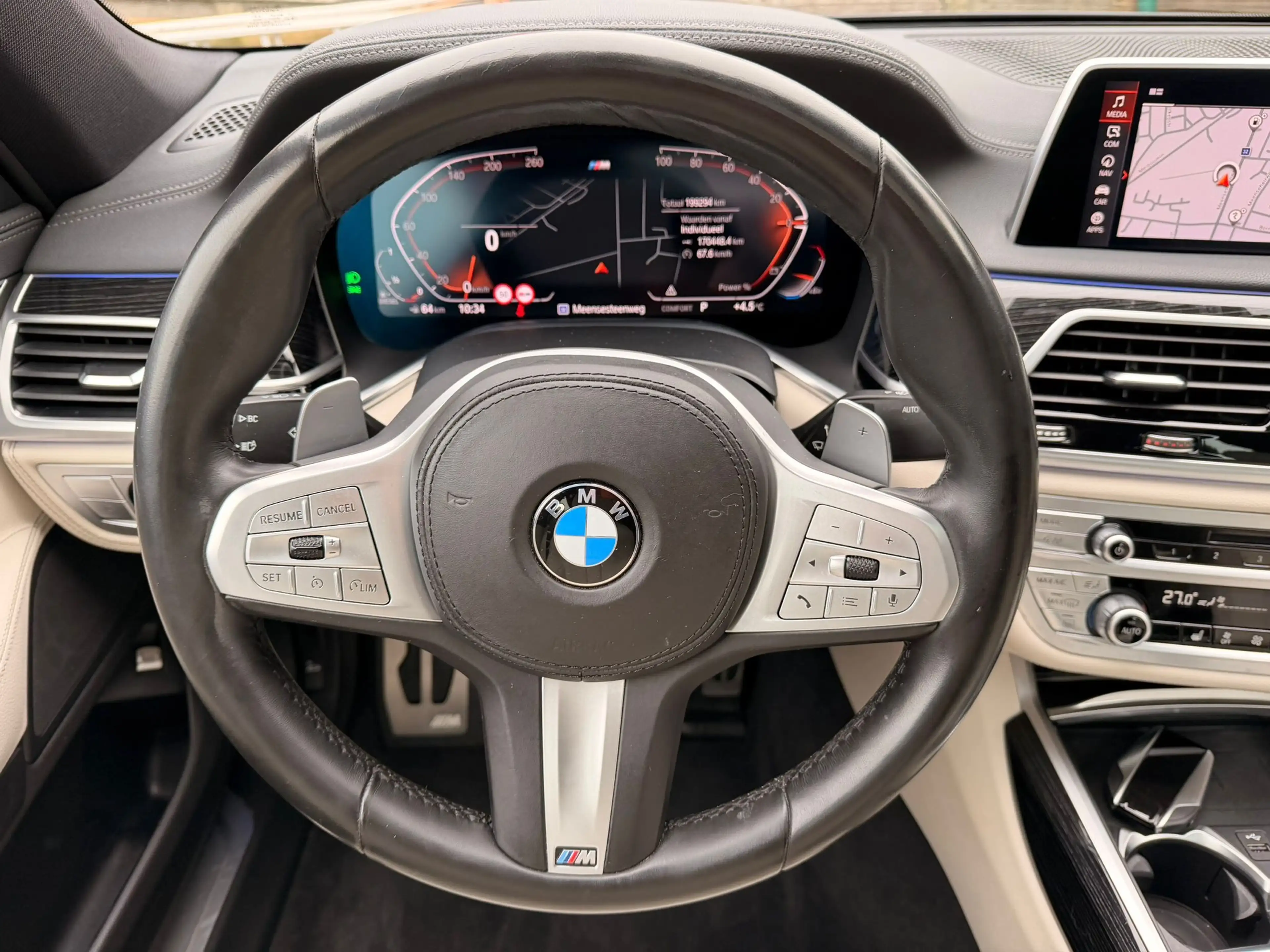 BMW 730 730d xDrive — photo 15